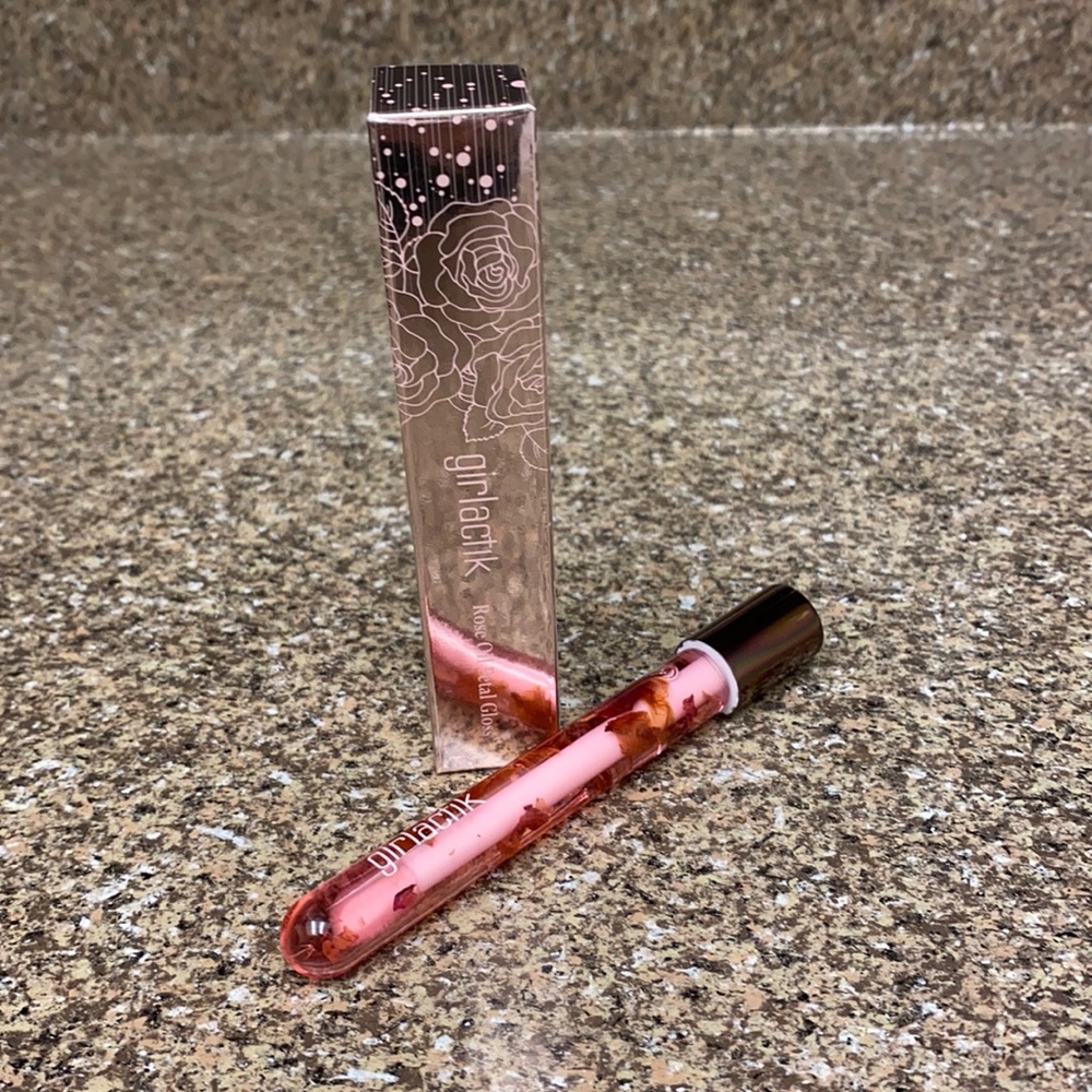 Girlactik - Rose Oil Petal Gloss